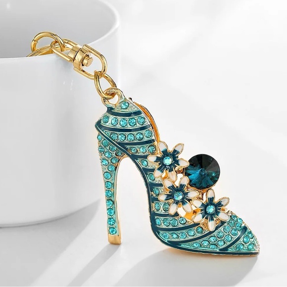 Fashion Jewelry Accessories - Diamond Inlaid High Heeled Shoes Key Chain Bag Car Key Ring Pendant 5 Inches